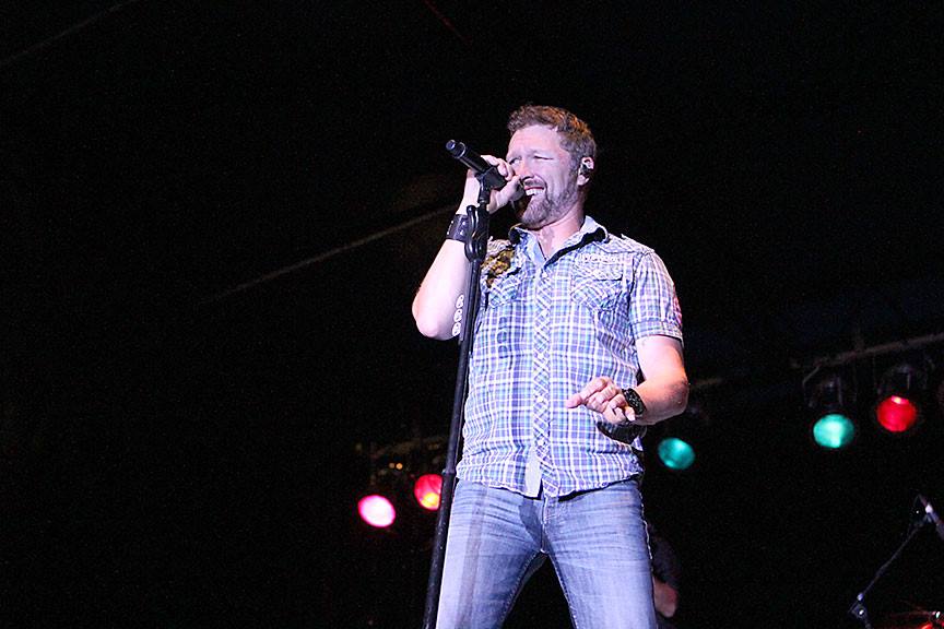 Creating Emotional Connections: The Secret Power of Music and Comedy at Corporate Events